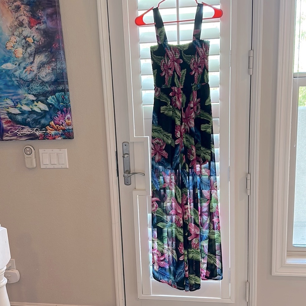 Beautiful, Swaying Long, Exotic Thin Dress Type With Pant Legs. Size Small.
